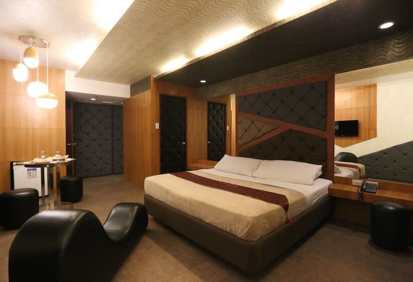 בית מלון כפרי Victoria Court Malabon