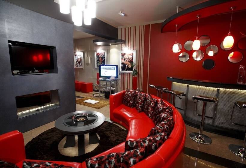 هتل Victoria Court Suites   Pasig