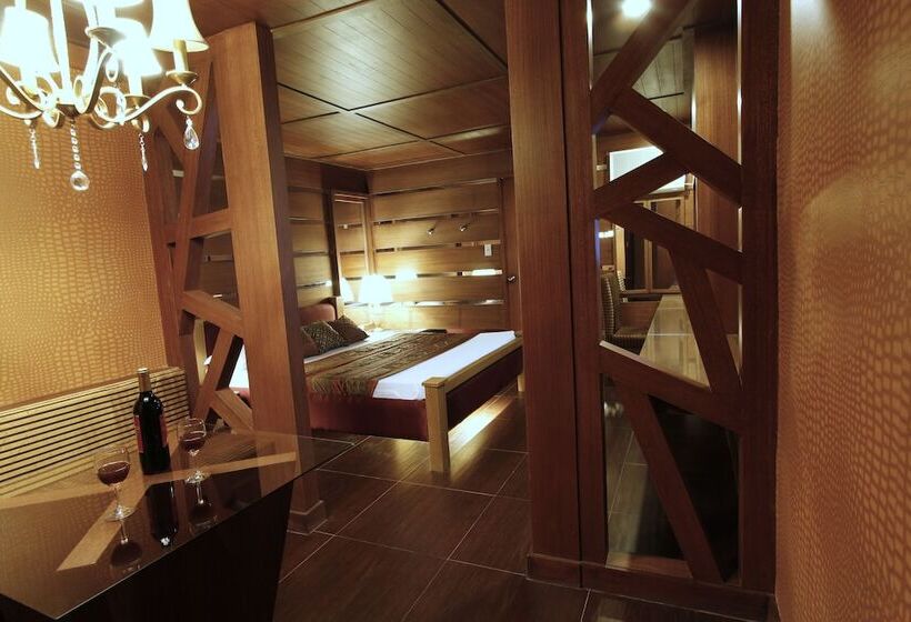 هتل Victoria Court Suites   Pasig