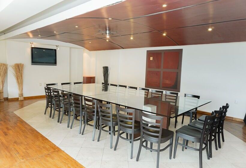 בית מלון כפרי Victoria Poza Rica By Brahma