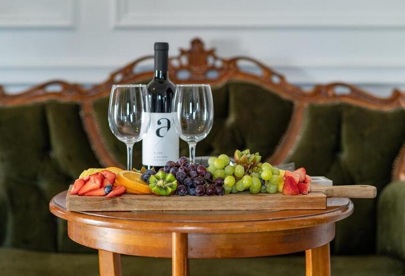 Villa Galilee Boutique Hotel And Spa