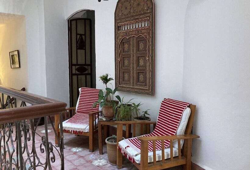 ホテル Riad Villa Garance