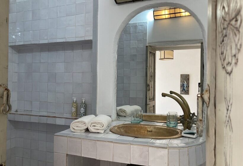 ホテル Riad Villa Garance