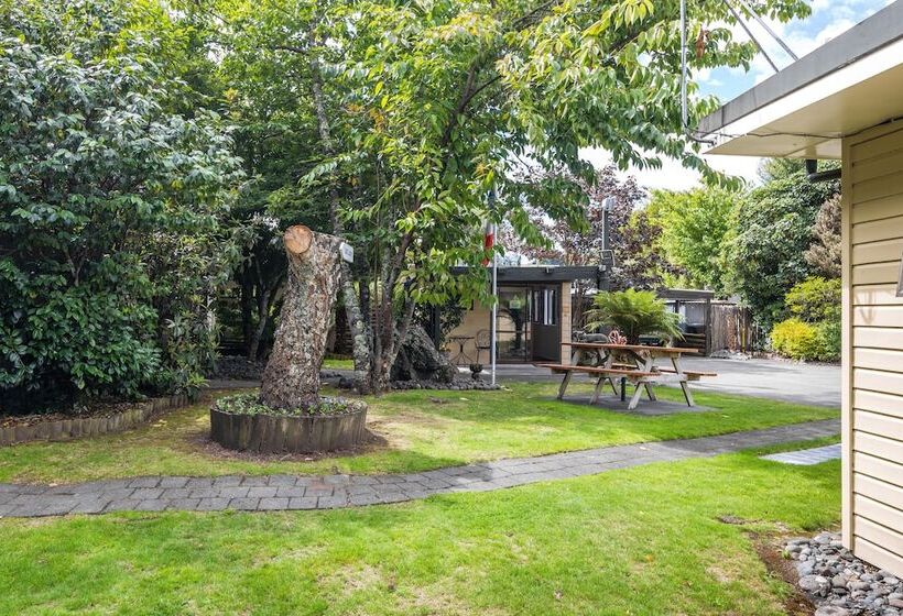 Judges Pool Motel Turangi