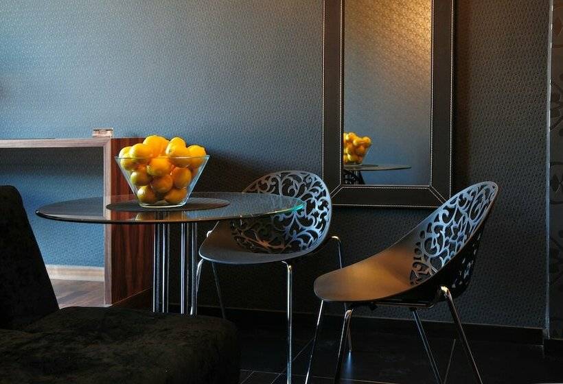 La Gioia Chic Angel Apartments