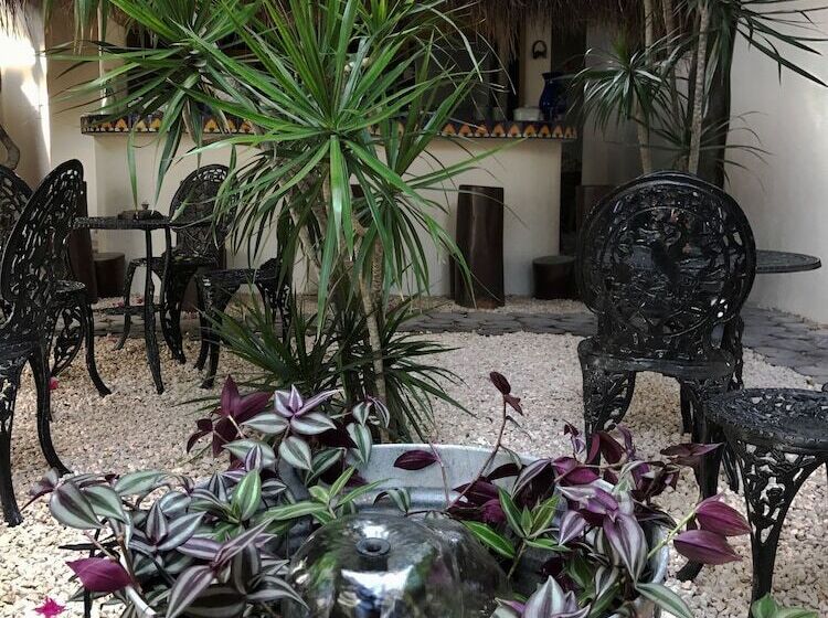 Lo Nuestro Petit Hotel Tulum