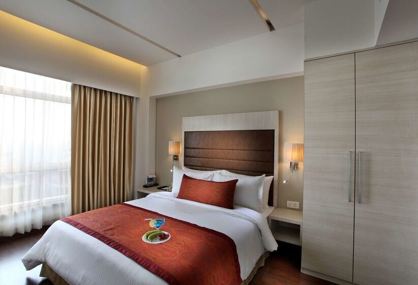 Mahagun Sarovar Portico Suites Ghaziabad