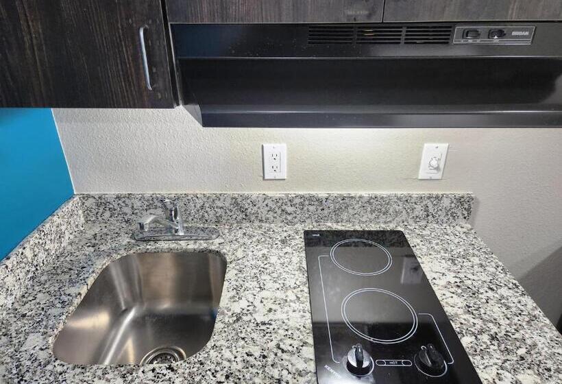 Мотель Scottish Inn & Suites