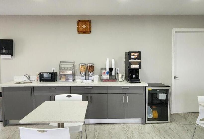 汽车旅馆  Scottish Inn & Suites