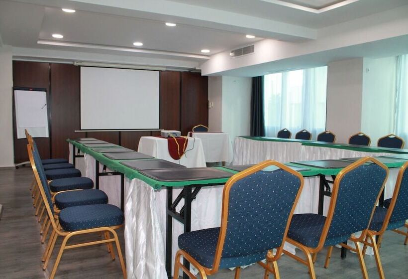 Palace Appart Hôtel