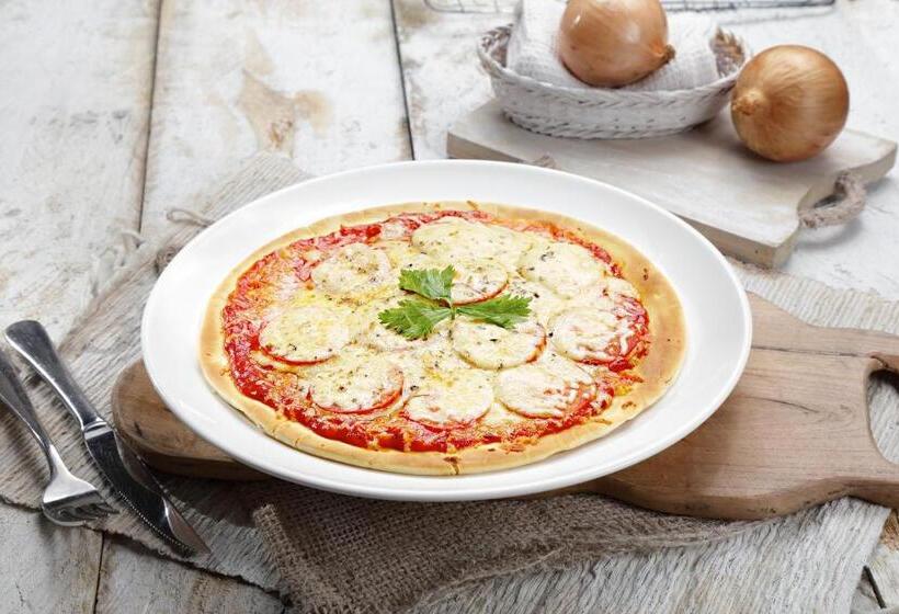 إقامة The Banyumas Villa