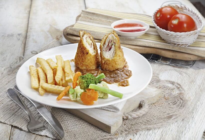 إقامة The Banyumas Villa