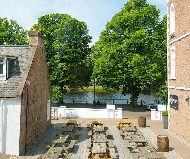 The Glen Mhor Apartments