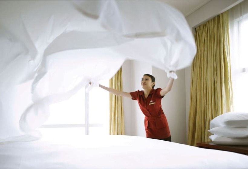 The Mayflower, Jakarta Marriott Executive Apartments