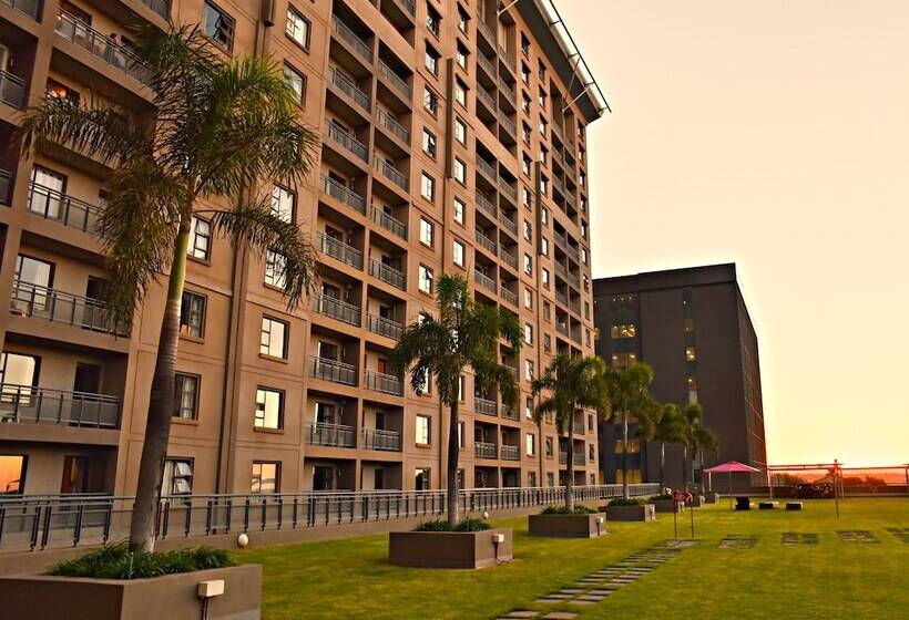 Westay Westpoint Apartments