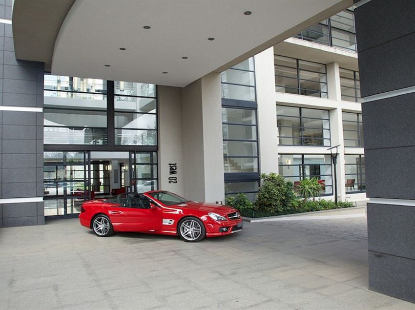 בית מלון כפרי The Capital 20 West