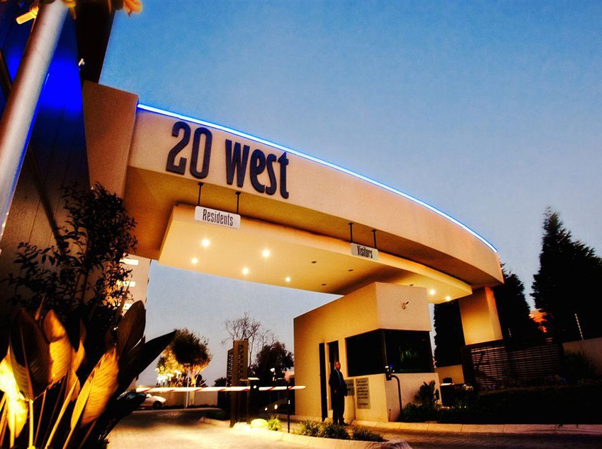 فندق The Capital 20 West