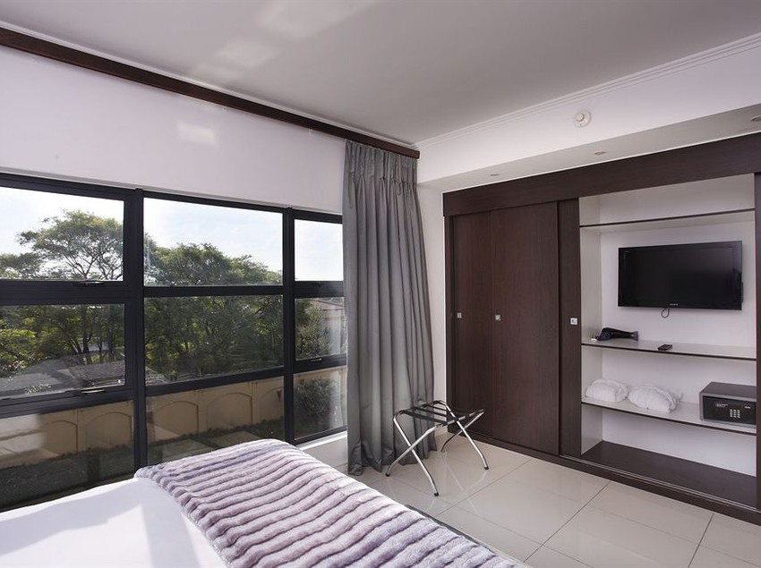 فندق The Capital 20 West