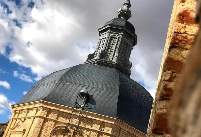 هاستل Oasis Backpackers' Toledo