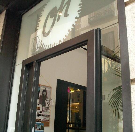 هاستل Oasis Backpackers' Toledo