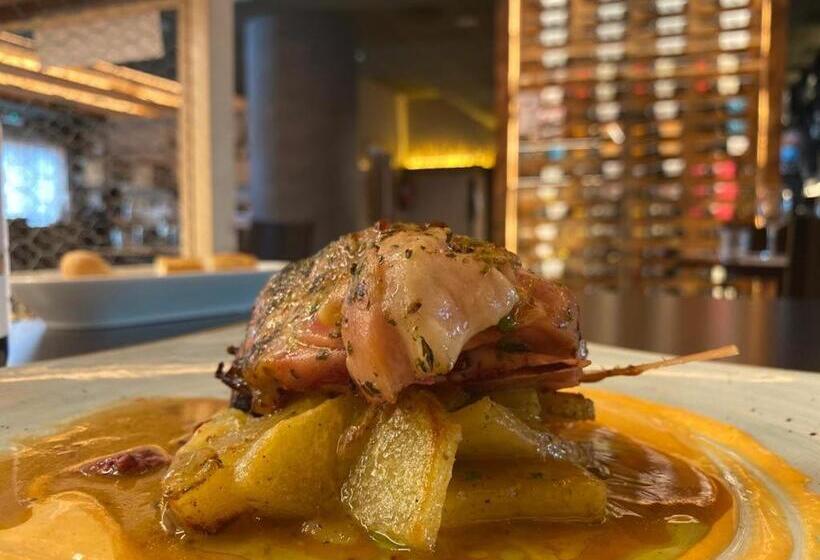 Apartahotel & Spa Jacetania