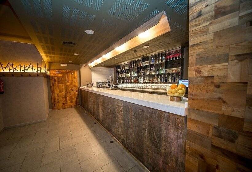 Apartahotel & Spa Jacetania