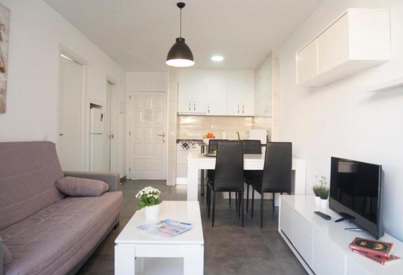 Apartamentos Marineu Playa Romana