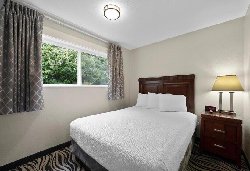 Astoria Rivershore Motel