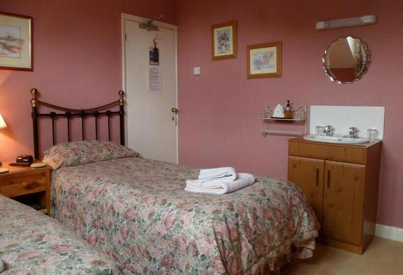 민박 The Farthings