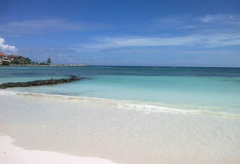 مبيت وإفطار Villas Picalu Lodge