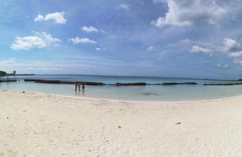 مبيت وإفطار Villas Picalu Lodge