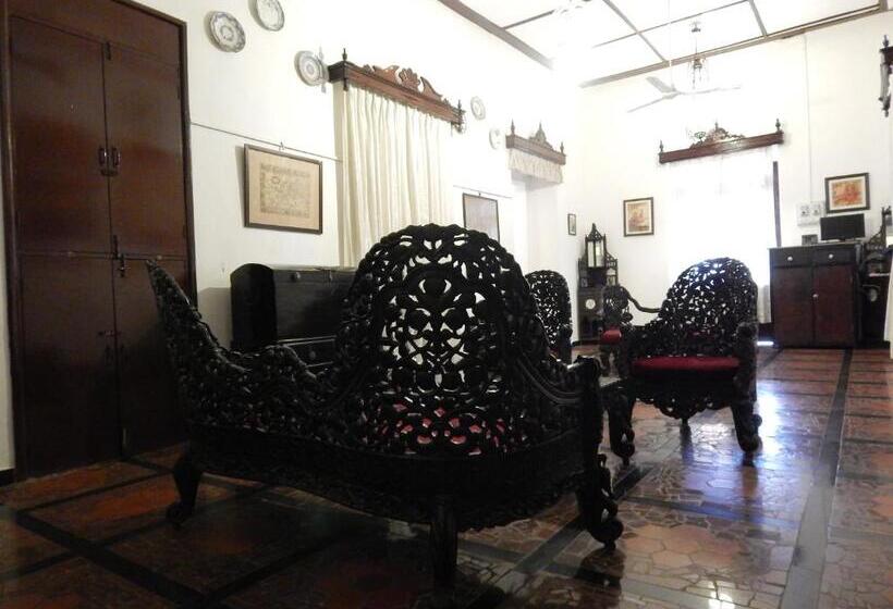 مبيت وإفطار Welcomheritage Panjim Inn