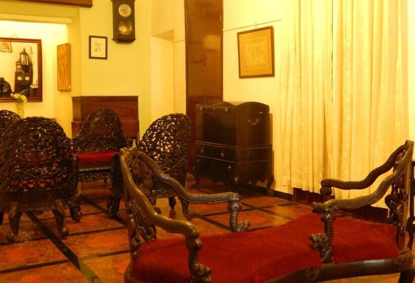 مبيت وإفطار Welcomheritage Panjim Inn