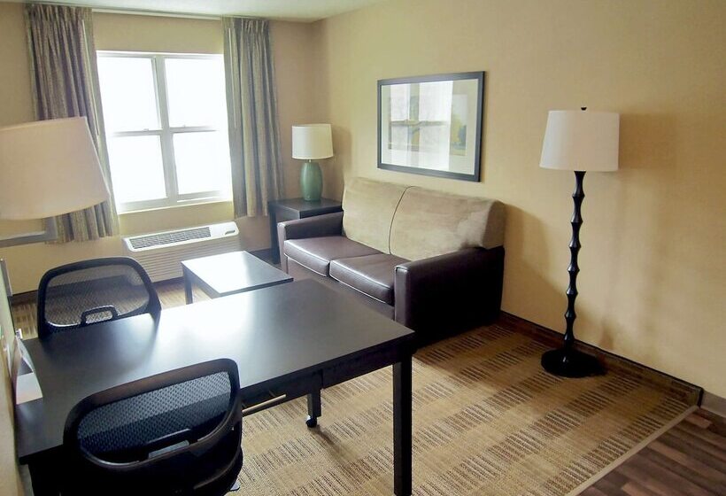 Extended Stay America Suites  Detroit  Novi  Orchard Hill Place