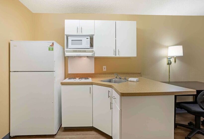 Extended Stay America Select Suites   Springfield   South