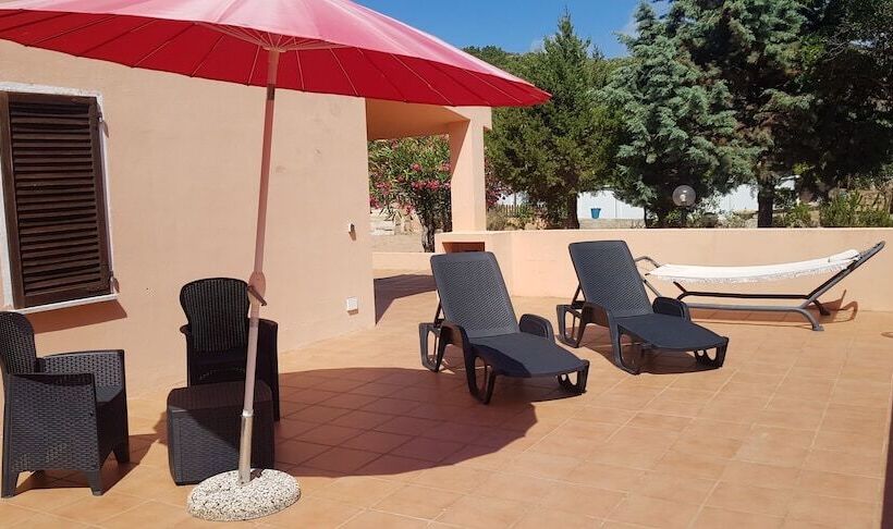 Gravina Resort & Apartments