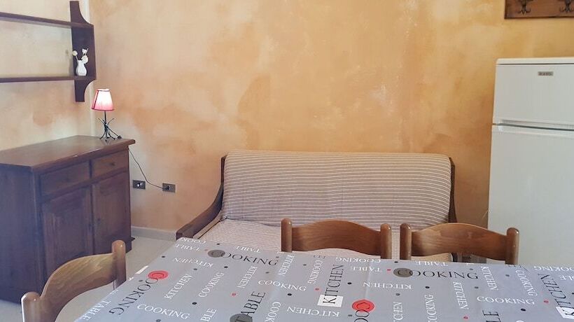 Gravina Resort & Apartments