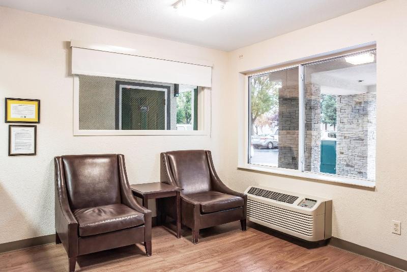 Hometowne Studios By Red Roof Rancho Cordova