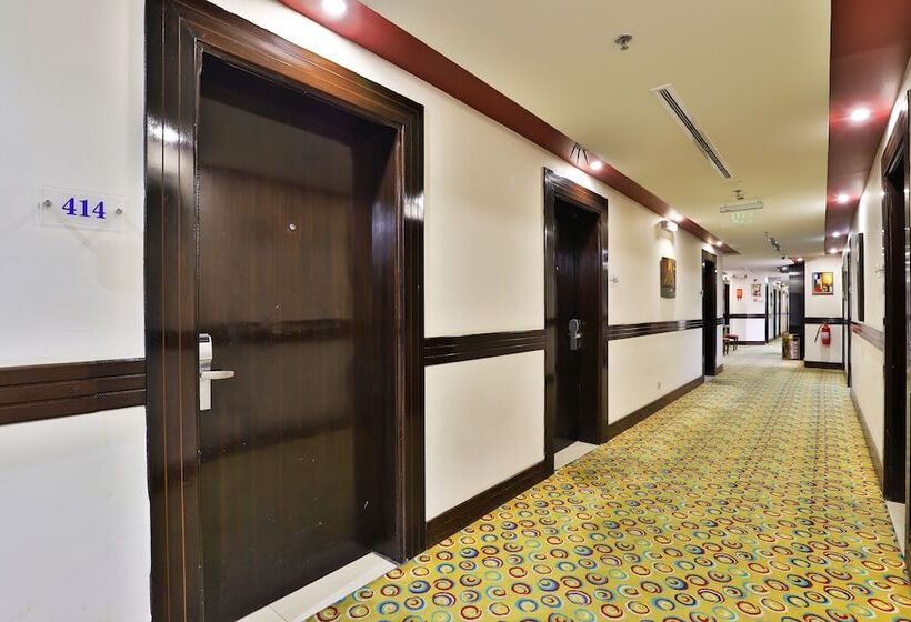 Отель Mena Plaza Taif