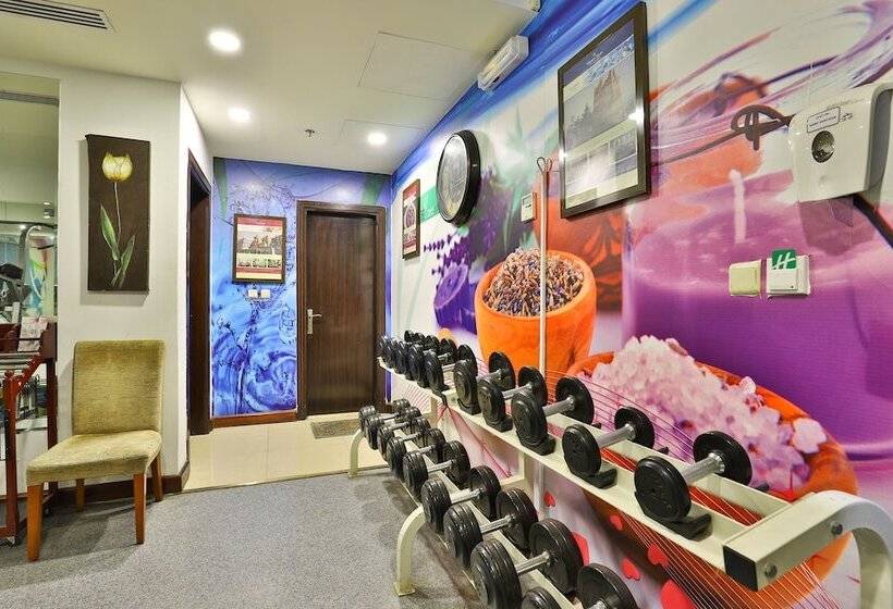 Отель Mena Plaza Taif