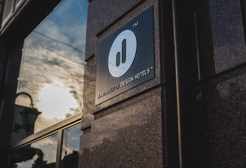 هتل 11 Mirrors Design