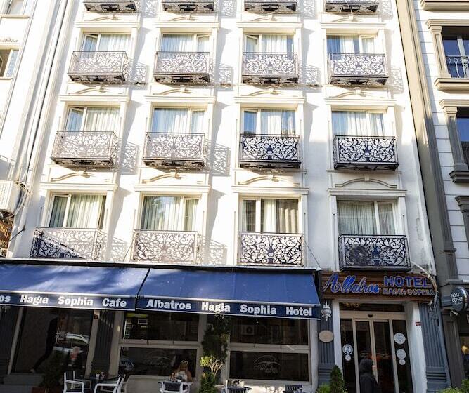 هتل Albatros Hagia Sophia