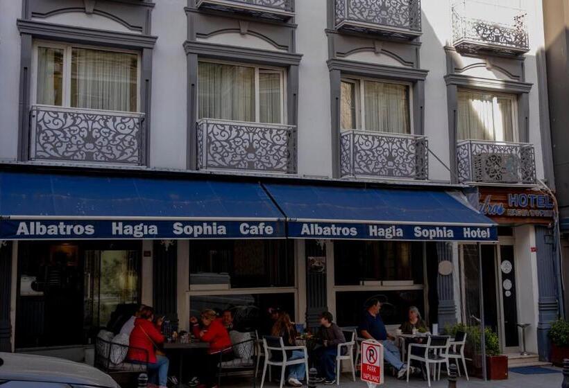 هتل Albatros Hagia Sophia