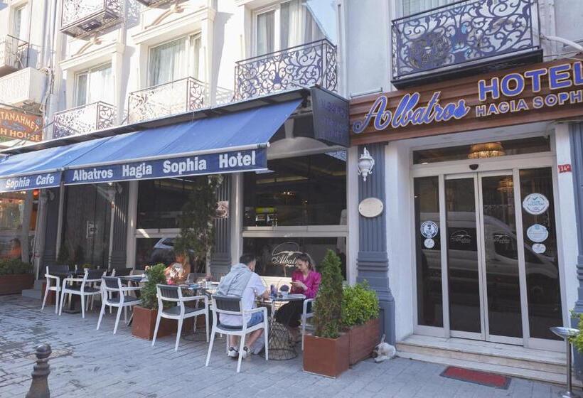 هتل Albatros Hagia Sophia