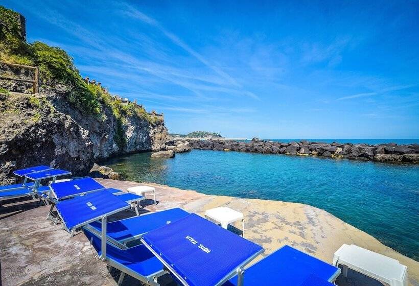 فندق Albergo Italia   Beach