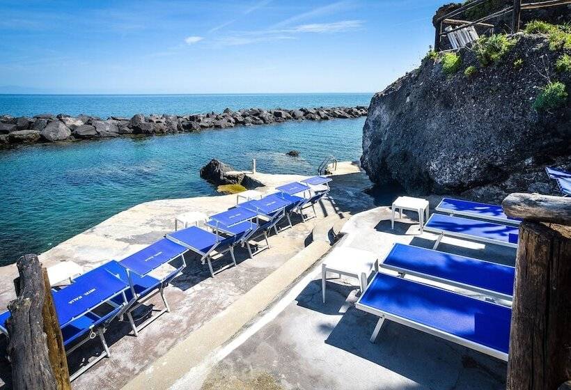 فندق Albergo Italia   Beach
