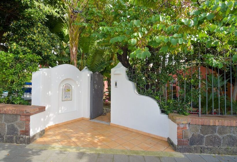 فندق Albergo Italia   Beach