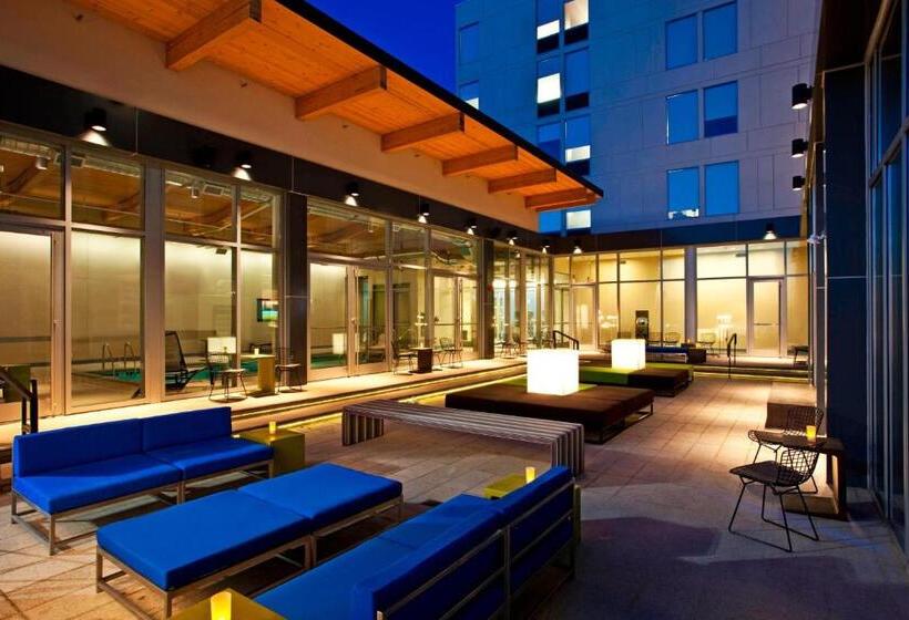 Отель Aloft Dulles Airport North