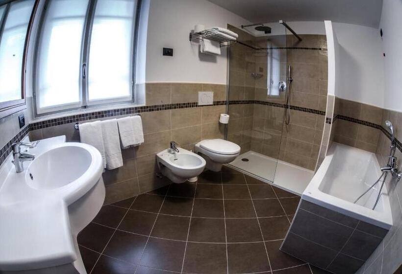 هتل Alpen Resort Bivio