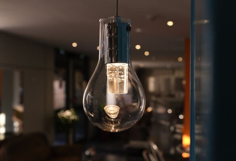 Отель Alpha Paris Eiffel By Patrick Hayat